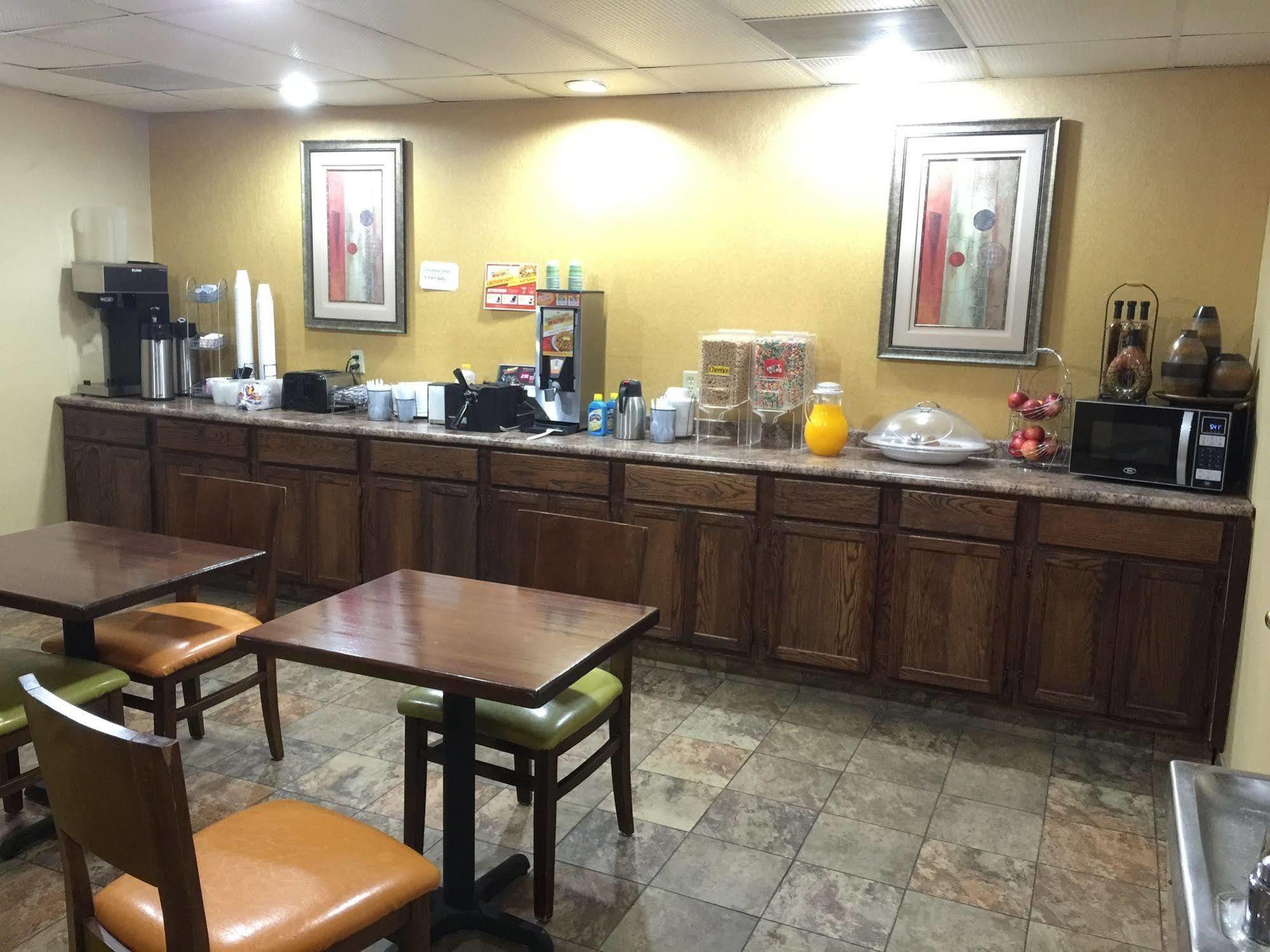 Fairview Inn And Suites ジョーンズボロ エクステリア 写真